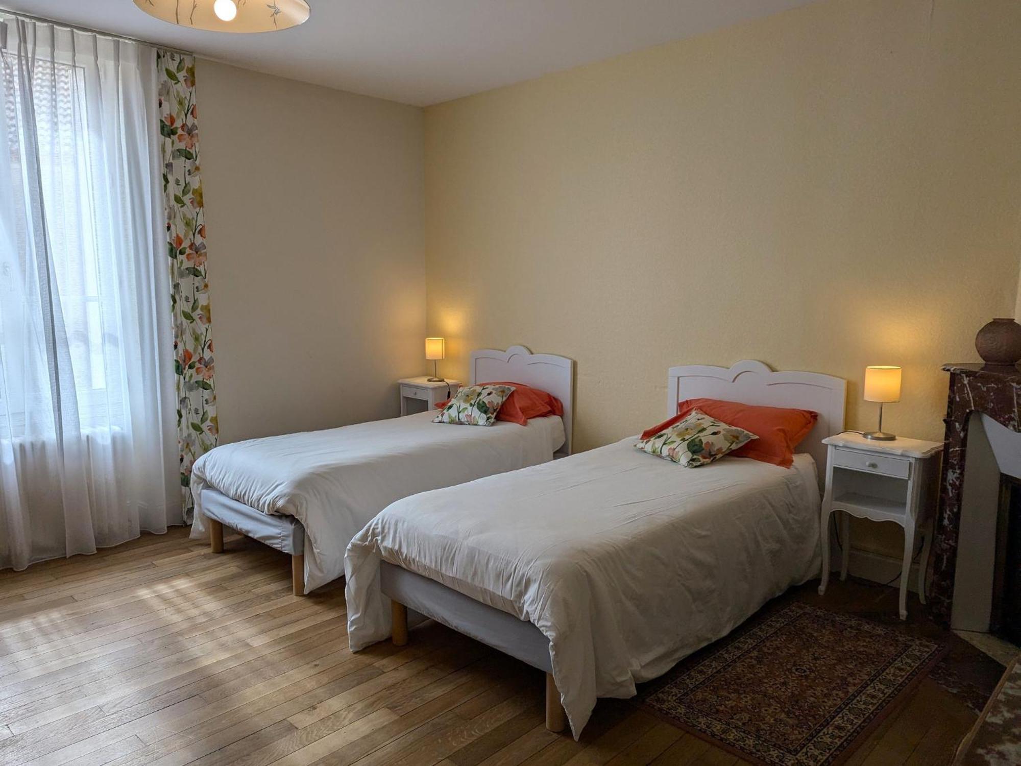 Gîte Mareau-aux-Prés, 4 pièces, 6 personnes - FR-1-590-140 Extérieur photo